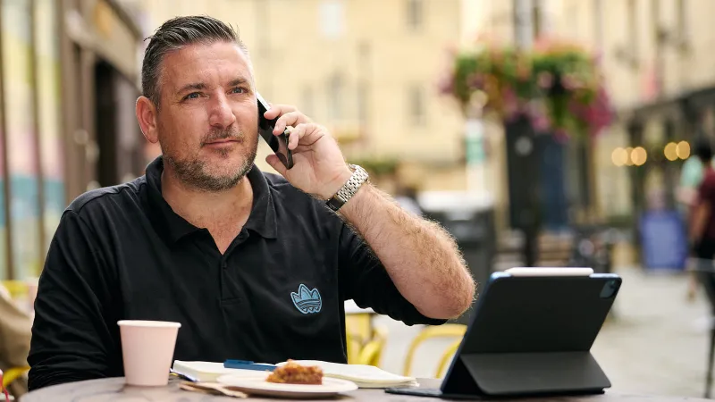 Brand photography — relaxed professional portrait