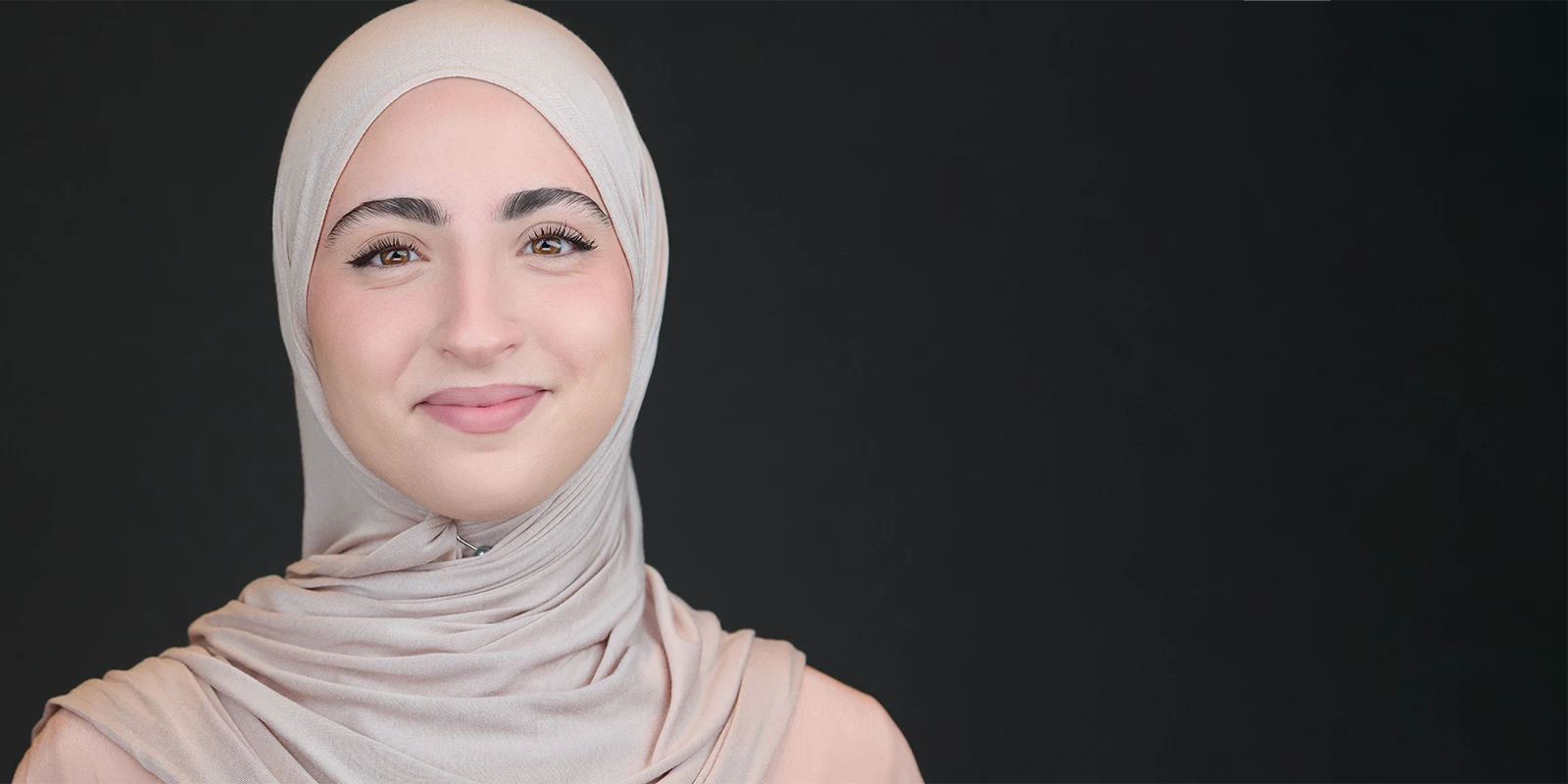 How Big Should Your Face Be in a Profile Photo?